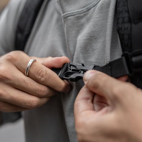 Σακίδιο πλάτης πόλης-ορειβατικό (ανατομική-πλάτη) Cardinal 47L 911 μαύρο Σακίδιο πλάτης πόλης-ορειβατικό (ανατομική-πλάτη) Cardinal 47L 911 μαύρο